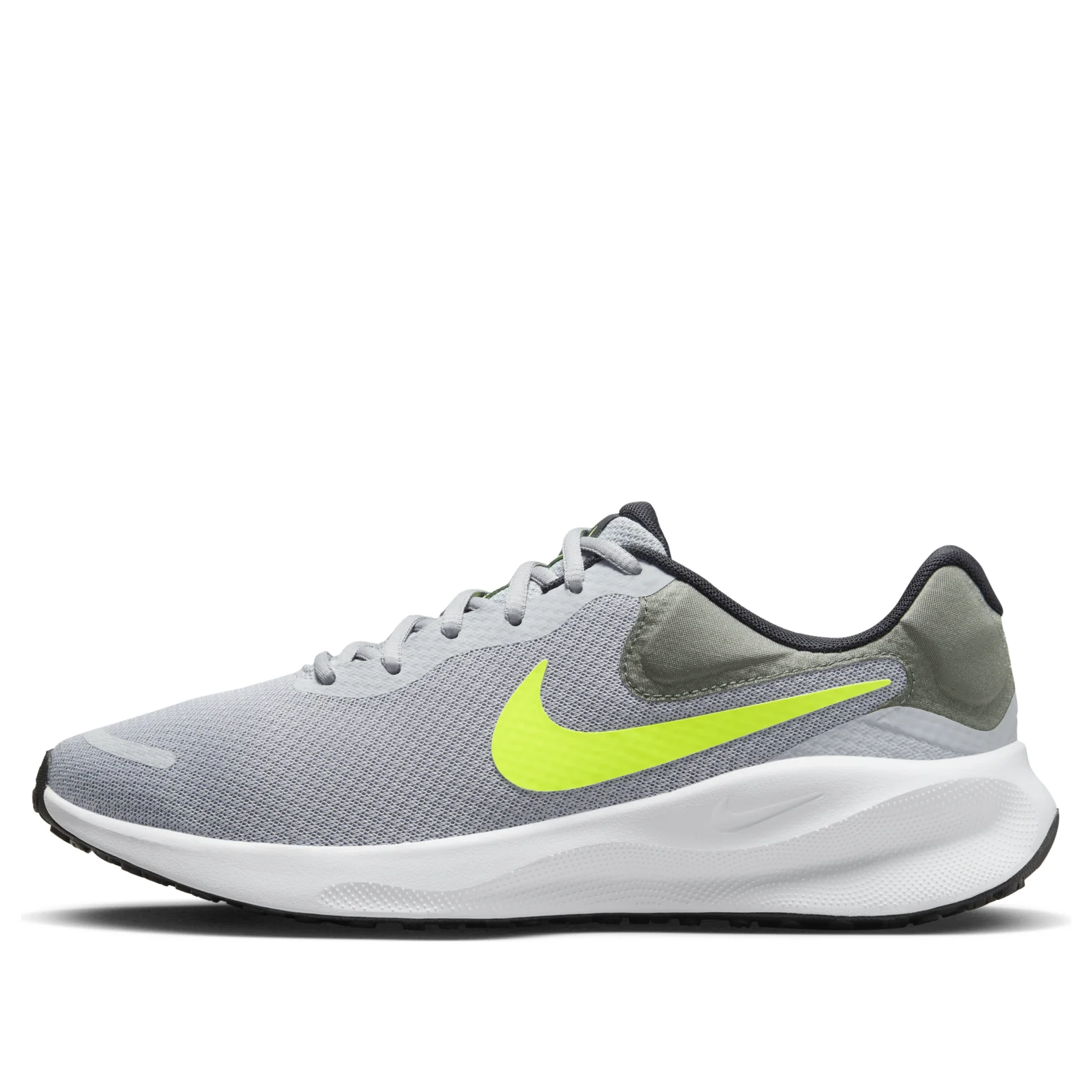 NIKE REVOLUTION 7